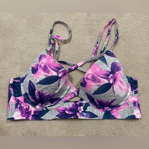 Pink/Victoria Secret Push up bra